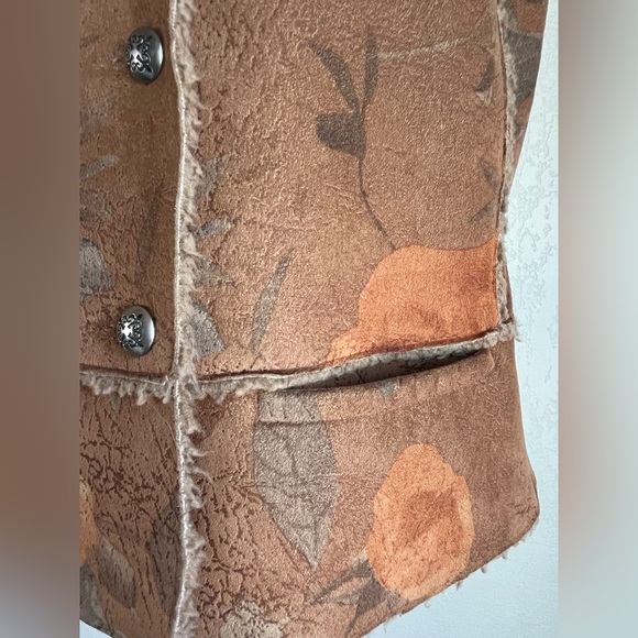 County Clothing Company Vest - Picture 9 of 15